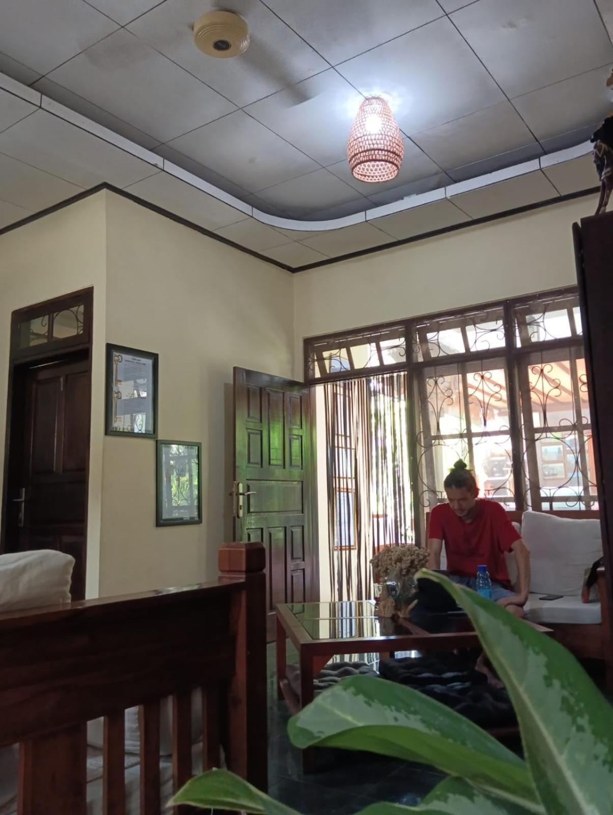 Coliving Bali Sweet Home Kost Lengkap Di Tabanan Kota Exterior foto