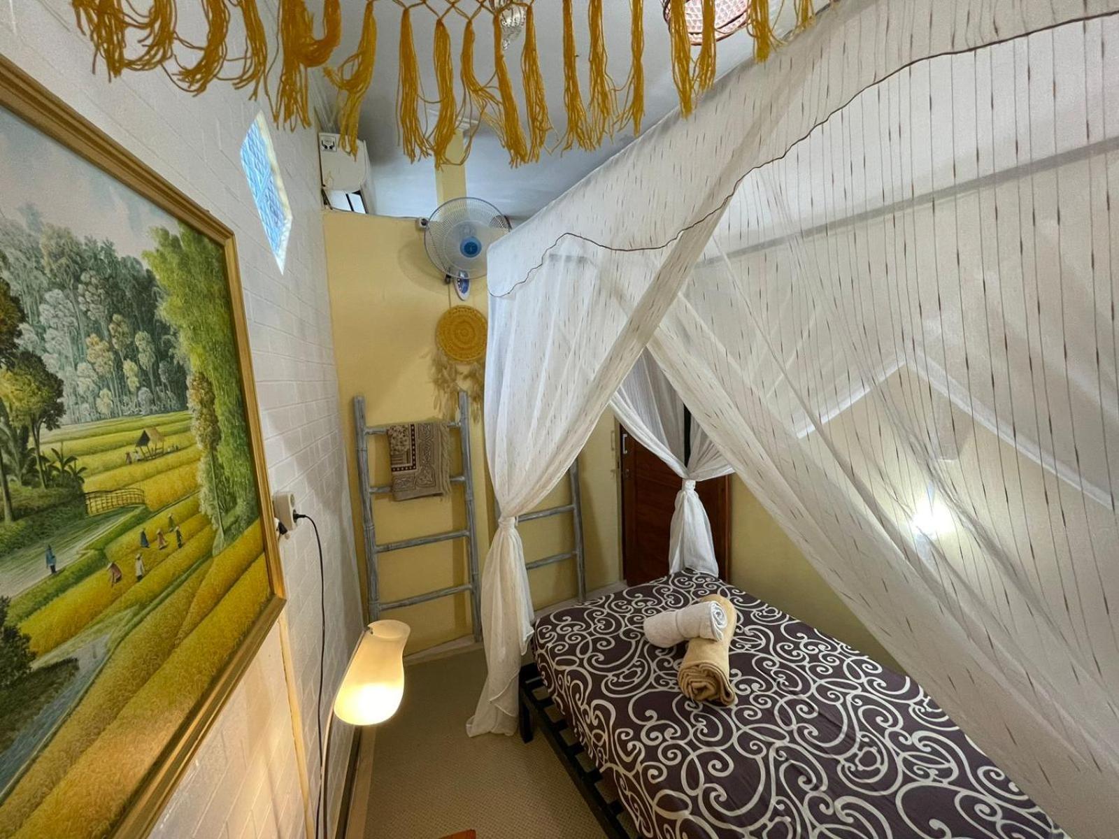 Coliving Bali Sweet Home Kost Lengkap Di Tabanan Kota Habitación foto