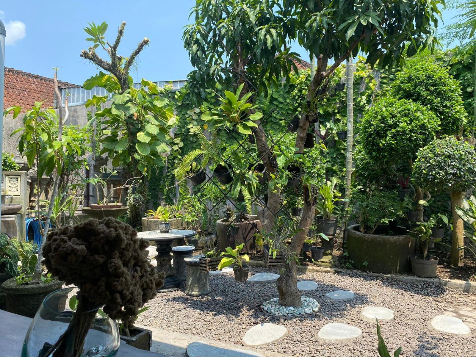 Coliving Bali Sweet Home Kost Lengkap Di Tabanan Kota Exterior foto