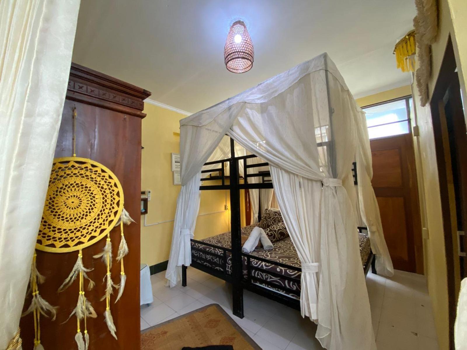 Coliving Bali Sweet Home Kost Lengkap Di Tabanan Kota Habitación foto