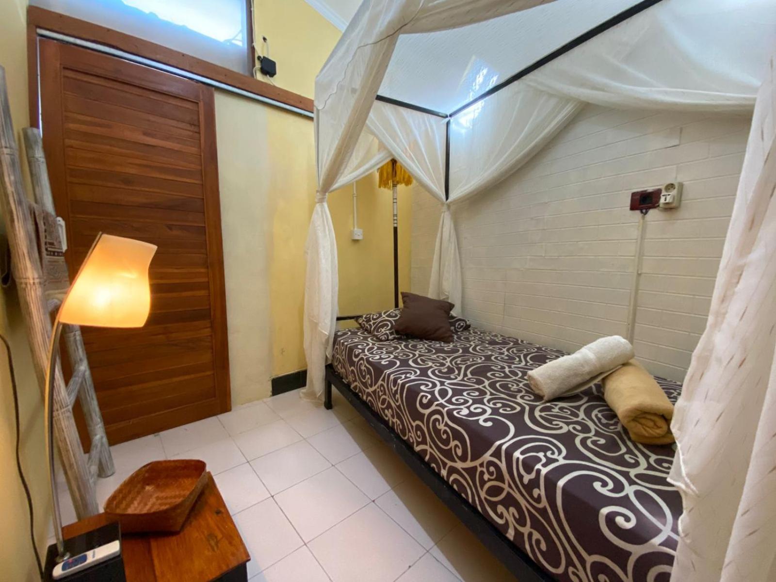 Coliving Bali Sweet Home Kost Lengkap Di Tabanan Kota Habitación foto